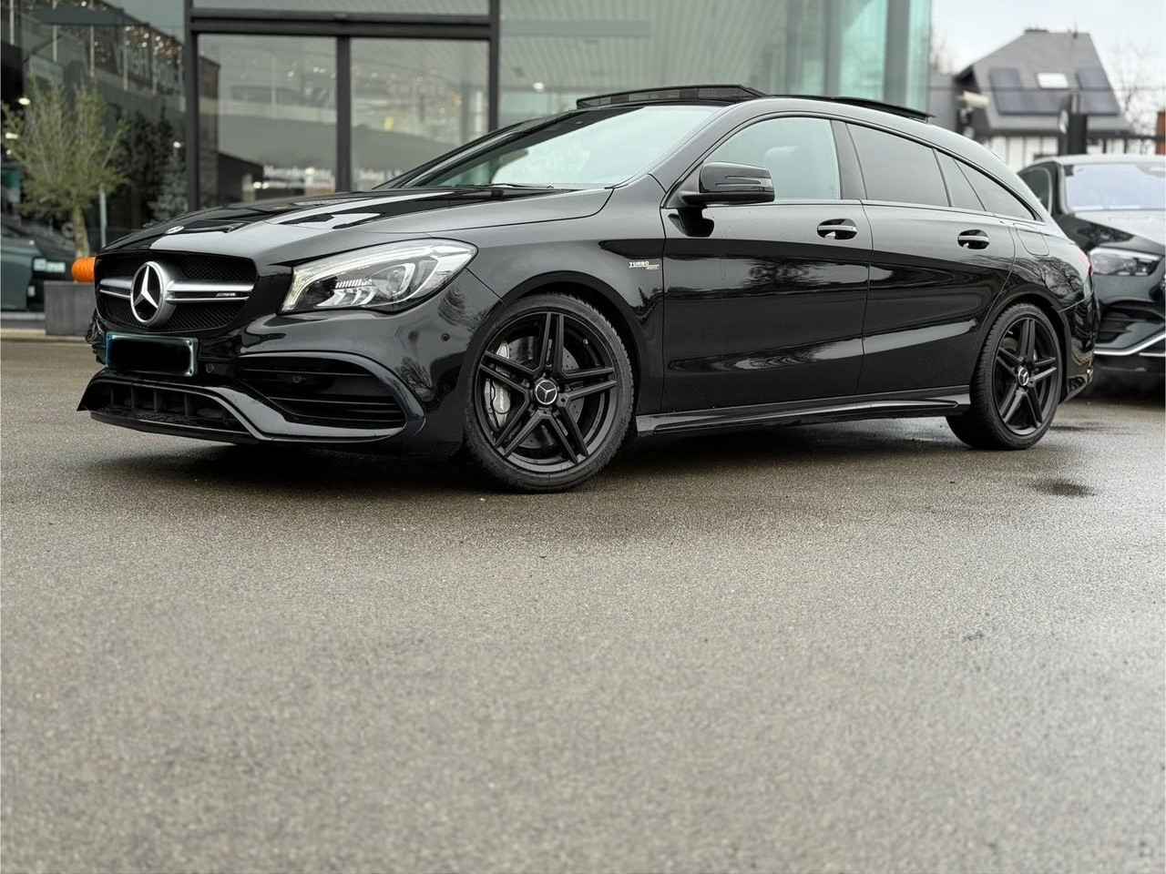 Mercedes-AMG CLA 45 4MATIC Shooting Brake